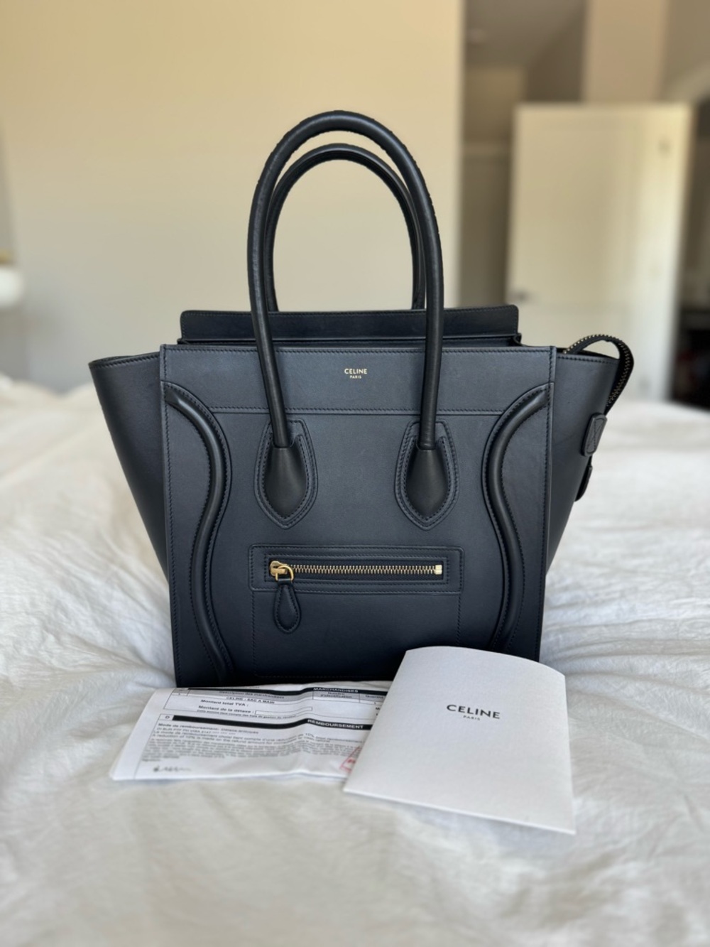 CELINE Luggage Micro Bag - Black Smooth Calfskin